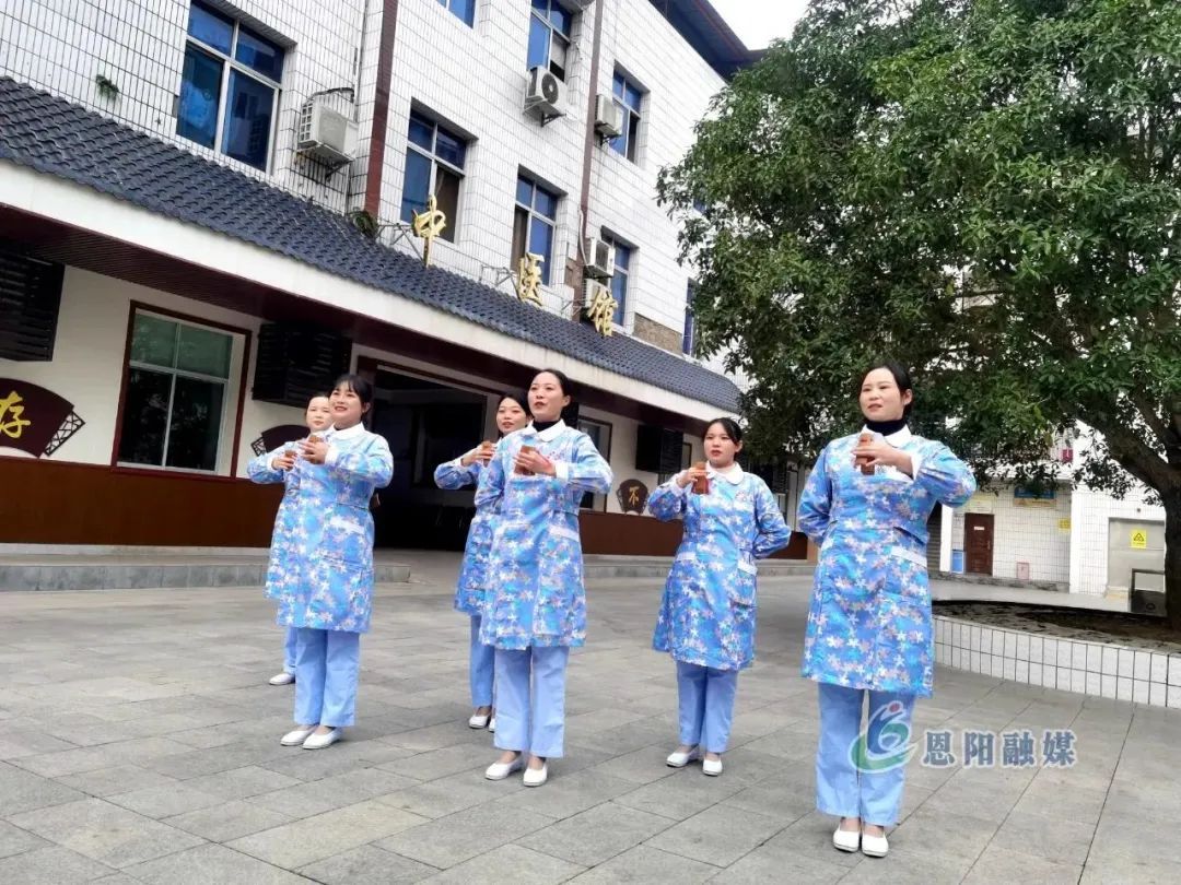 【学习贯彻党的二十大精神】恩阳区卫生健康系统采取多种形式学深悟透党的二十大精神