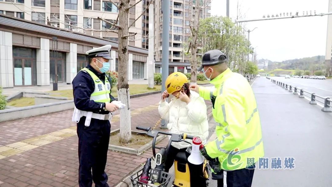 【创文进行时】 助力文明城市创建 打造文明交通环境